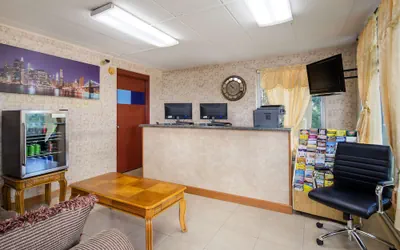 Photo 3 - Americas Best Value Inn Wytheville