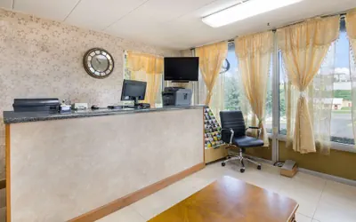 Photo 4 - Americas Best Value Inn Wytheville