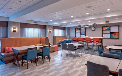 Photo 3 - Hampton Inn Norfolk