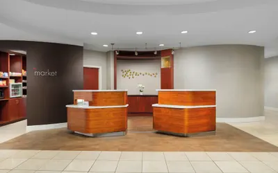 Photo 2 - Courtyard by Marriott Potomac Mills Woodbridge