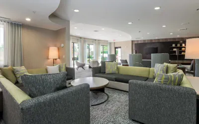 Photo 4 - Courtyard by Marriott Roseville Galleria Mall/Creekside Ridge Drive