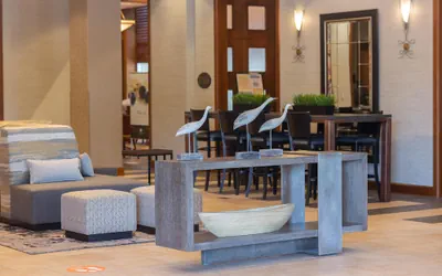 Photo 5 - DoubleTree by Hilton Bay City - Riverfront