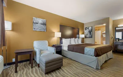 Photo 2 - Best Western Taylor Inn