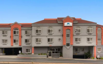 Hotel Aura SFO