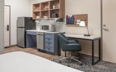 Photo 4 - Candlewood Suites St Robert by IHG