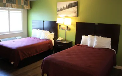 Photo 5 - Express Inn