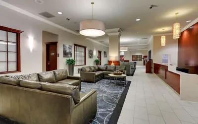 Photo 3 - DoubleTree by Hilton St. Louis Forest Park