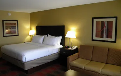 Photo 5 - Holiday Inn Express Hotel & Suites Bowling Green by IHG