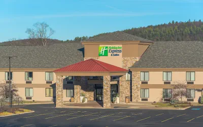 Holiday Inn Express & Suites Cooperstown by IHG