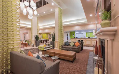 Photo 3 - Hilton Garden Inn Des Moines/Urbandale