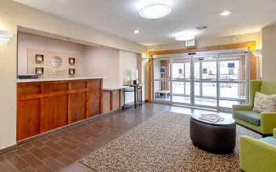 Photo 4 - Comfort Inn and Suites Fredericksburg