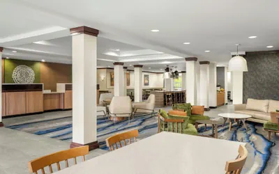 Photo 3 - Fairfield Inn and Suites by Marriott Marion