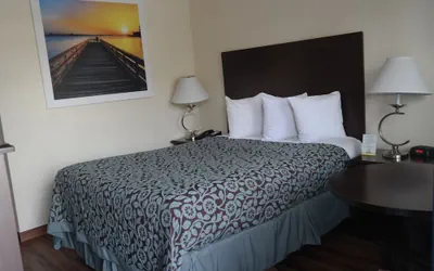 Photo 4 - Days Inn by Wyndham Santa Maria