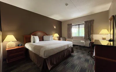 Photo 5 - South Shore Inn