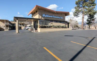Photo 2 - Highland Country Inn