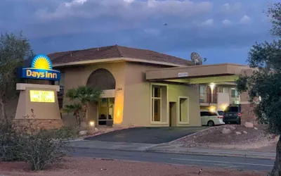 Days Inn by Wyndham Lake Havasu
