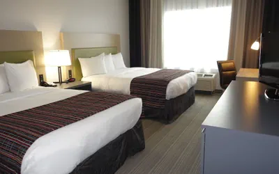 Photo 4 - Country Inn & Suites by Radisson, Coralville, IA