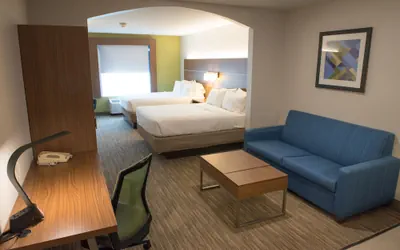 Photo 4 - Holiday Inn Express & Suites Elkhart by IHG