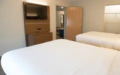 Photo 5 - Holiday Inn Express & Suites Elkhart by IHG