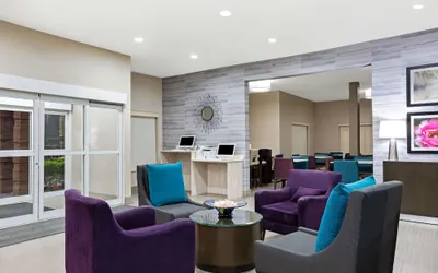 Photo 4 - La Quinta Inn & Suites by Wyndham Pharr North McAllen