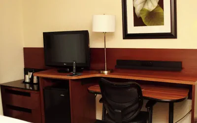 Photo 4 - Fairfield Inn & Suites by Marriott Fairmont