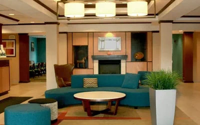 Photo 2 - Fairfield Inn & Suites by Marriott Fairmont