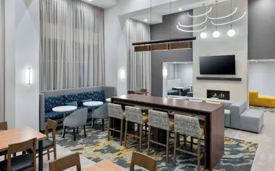 Photo 4 - Hampton Inn & Suites Cleveland-Beachwood