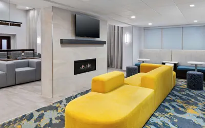 Photo 3 - Hampton Inn & Suites Cleveland-Beachwood