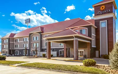 Photo 2 - La Quinta Inn & Suites by Wyndham North Platte