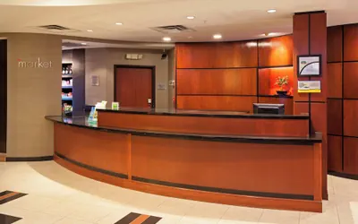 Photo 5 - Courtyard by Marriott Louisville Northeast