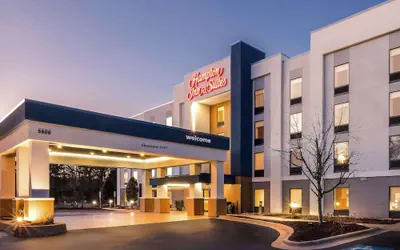 Photo 2 - Hampton Inn & Suites Wilson I-95