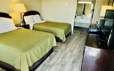 Photo 5 - Travel Inn Bristol near State St