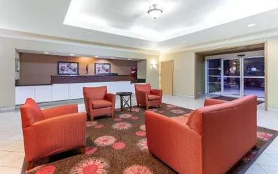 Photo 3 - La Quinta Inn & Suites by Wyndham Seguin