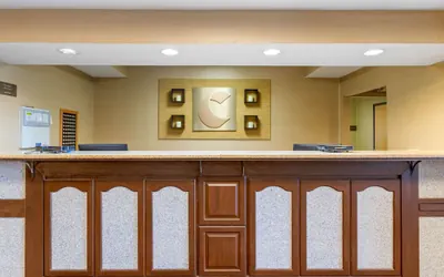 Photo 3 - Comfort Suites South Haven near I-96