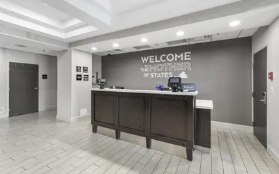 Photo 4 - Hampton Inn Salem, VA