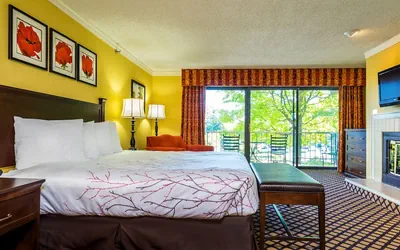 Photo 4 - The Lakeview Hotel, Shanty Creek Resort