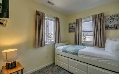 Photo 3 - Daytona Inn And Suites