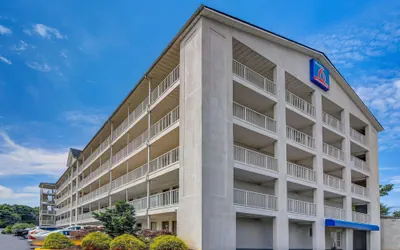 Photo 2 - Studio 6 Extended Stay - Atlanta, GA - Chamblee