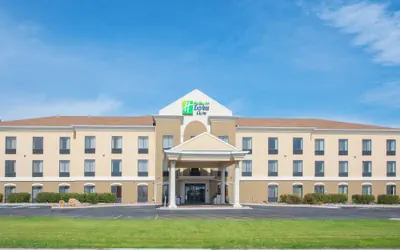Photo 2 - Holiday Inn Express Hotel & Suites Douglas by IHG