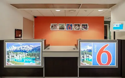 Photo 4 - Motel 6 Anchorage, AK - Midtown
