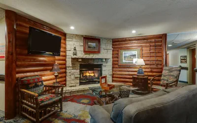 Photo 4 - Stoney Creek Inn Galena
