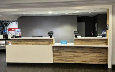 Photo 3 - Hampton Inn & Suites Tallahassee I-10/Thomasville Road, FL