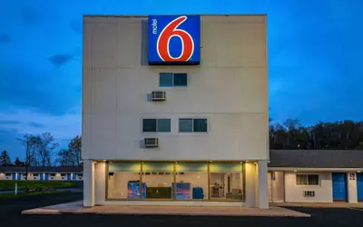 Photo 2 - Motel 6 Bellville, OH - Mid Ohio