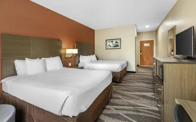 Photo 2 - Best Western Plus University Inn
