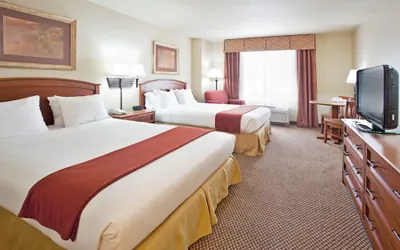 Photo 3 - Holiday Inn Express & Suites Cedar City by IHG