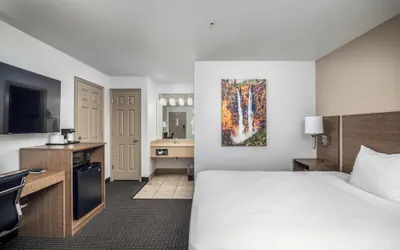 Photo 3 - St. George Inn & Suites