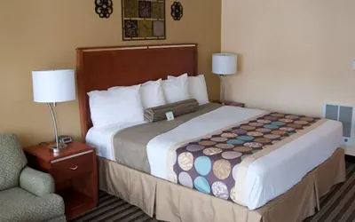 Photo 3 - Deer Haven Inn