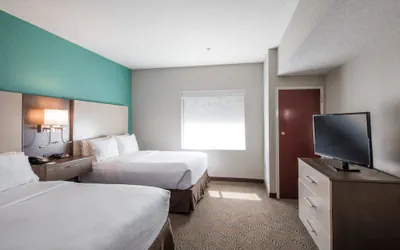Photo 3 - Holiday Inn & Suites Lake City by IHG