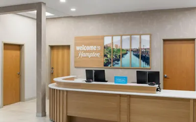 Photo 5 - Hampton Inn & Suites Bremerton