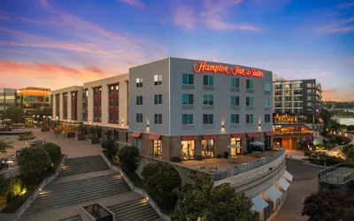 Photo 2 - Hampton Inn & Suites Bremerton